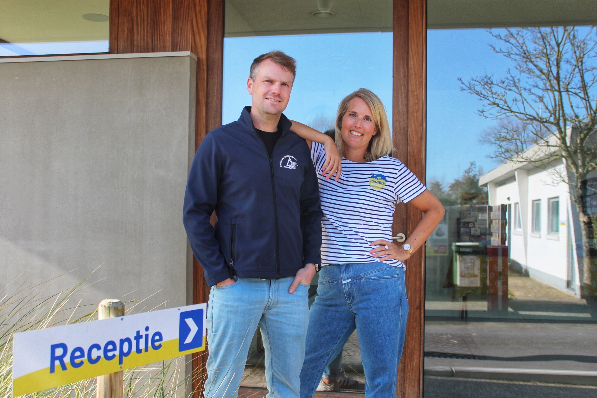 De twee uitbatters van Chalets Koksijde bij de receptie